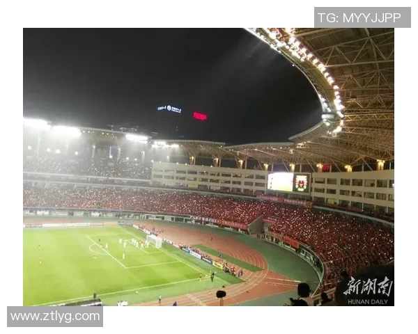 长沙足球明星赛精彩回顾昨日球场星光熠熠引发热烈反响